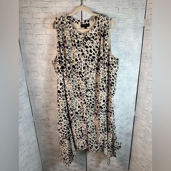 Lane Bryant Sleeveless Animal Print Dress  Asymmetrical cheetah print Plus Size - Picture 1 of 10